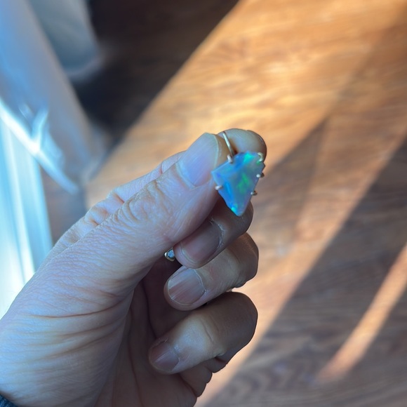 Variance Australian Opal Hook Earrings 14K & 18K yellow gold earrings. - Picture 4 of 5